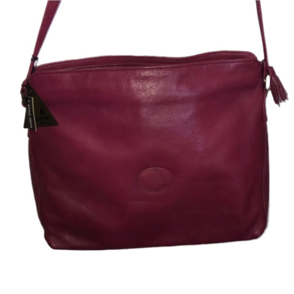 🌺Fuscia Leather Purse